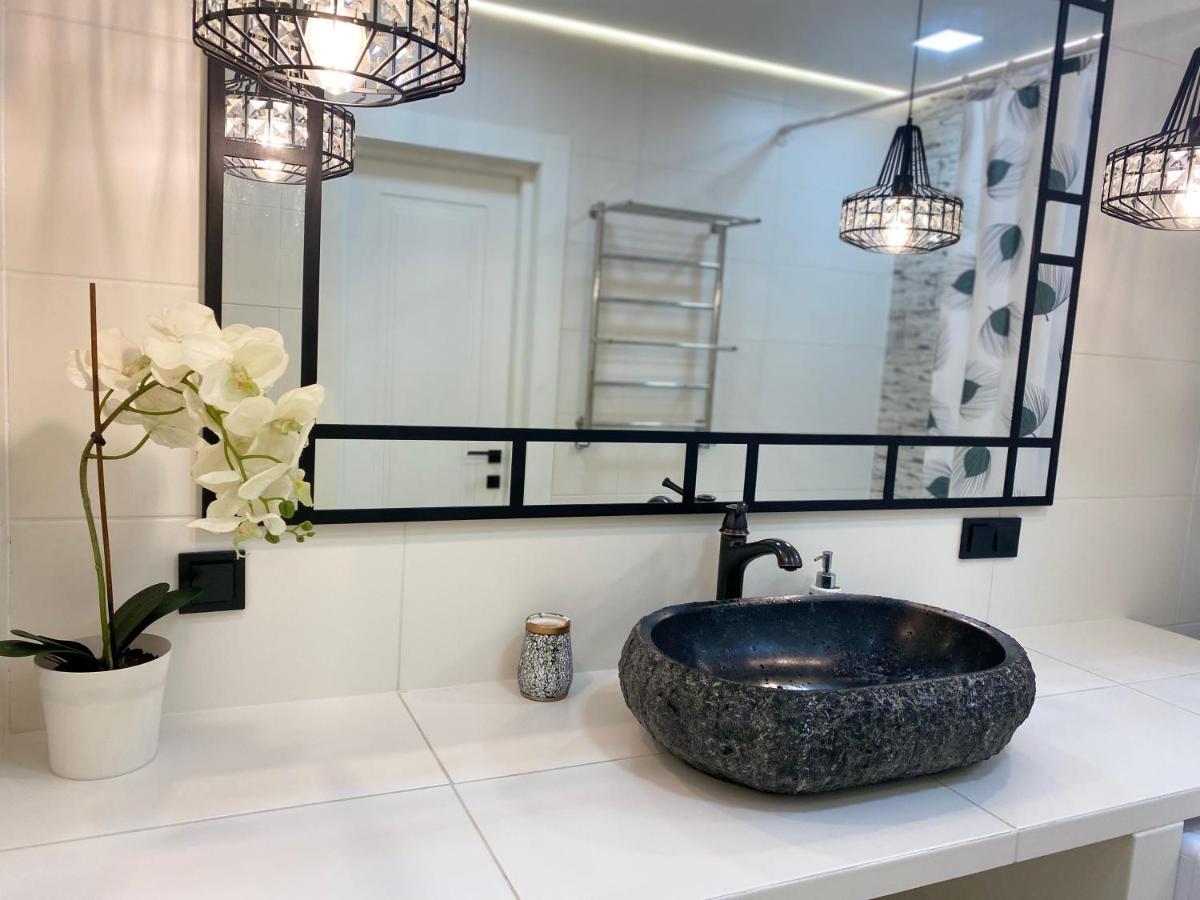 современная квартира. центр Apartment *